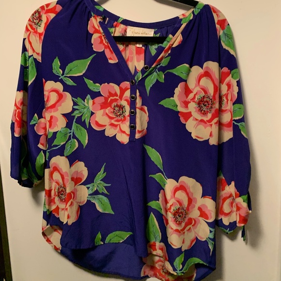 Yummi Kim Blue Blouse with Floral Design - Picture 1 of 3
